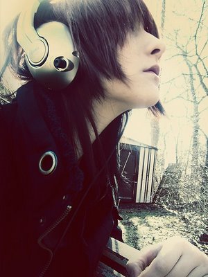 hipster-big-headphones1